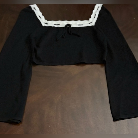 Paper Crane dee elly Crop Sweater Top - Picture 3 of 7